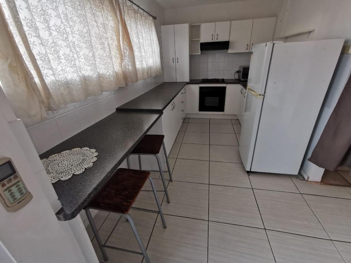 גולד קוסט Surfers Holiday Apartments מראה חיצוני תמונה