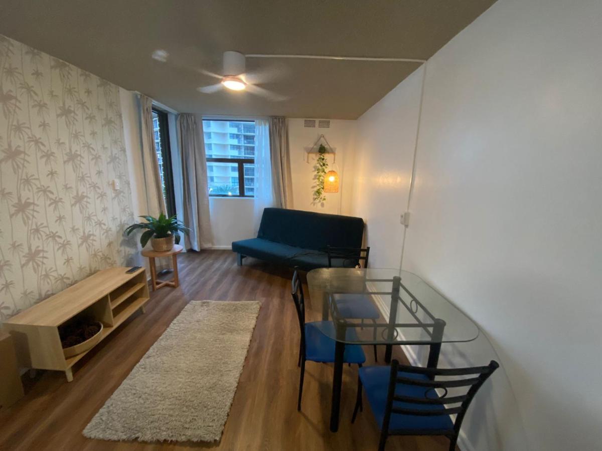 גולד קוסט Surfers Holiday Apartments מראה חיצוני תמונה